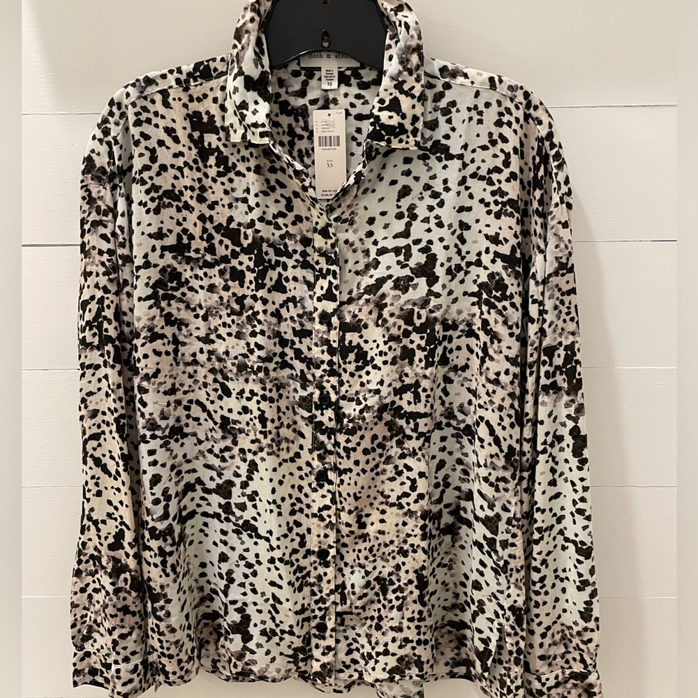 NWT Cloth & Stone Relaxed Button Down Shirt